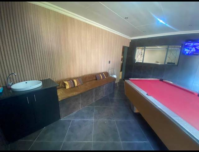 3 BEDROOM HOUSE FOR SALE IN AERORAND